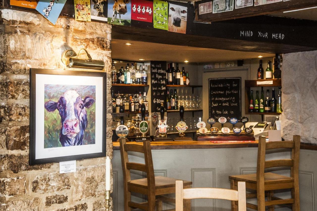 Marston Meysey The Old Spotted Cow B&B 외부 사진